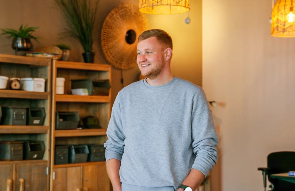 Vestigingsmanager Daan aan het werk