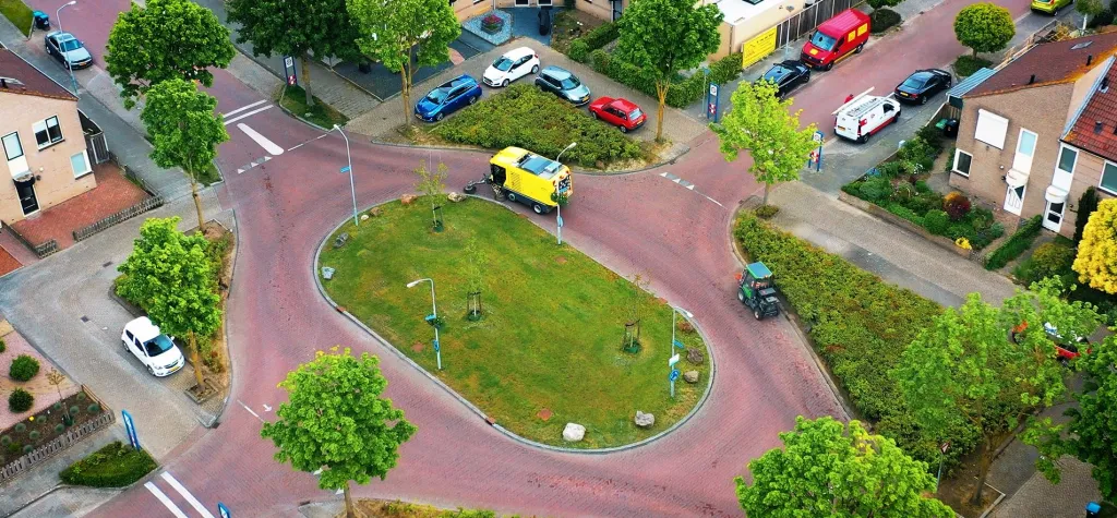 Chauffeur borstelmachine in Groningen