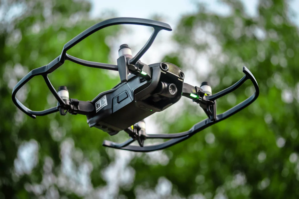 De hovenier van 2035: drones, robotmaaiers en AI
